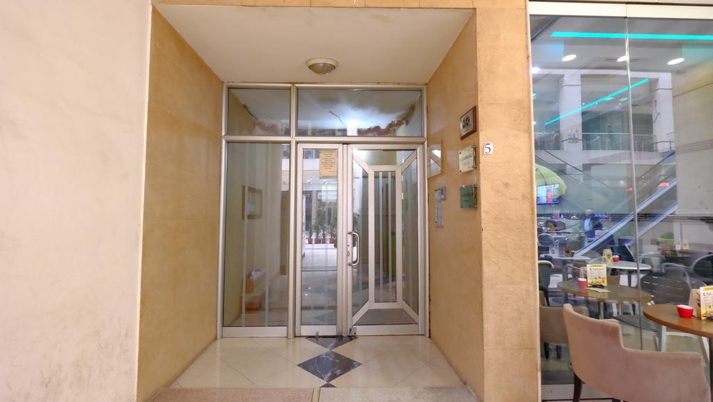 Galeria Apartment *